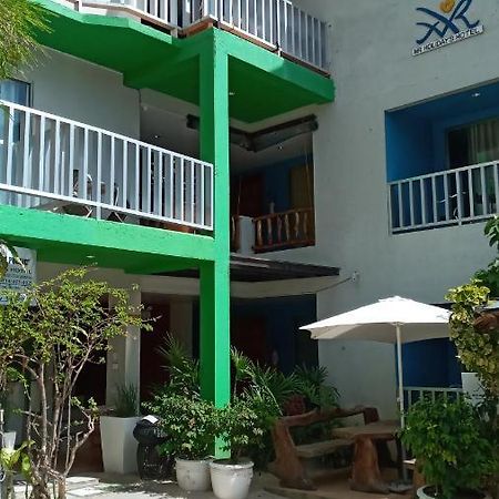 Mr Holidays Hotel Balabag  Luaran gambar