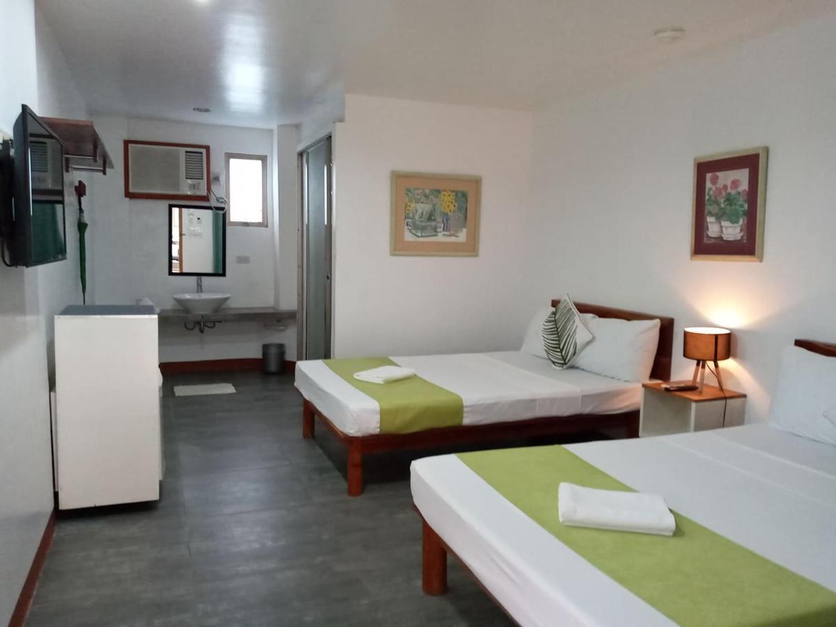 Mr Holidays Hotel Balabag  Luaran gambar