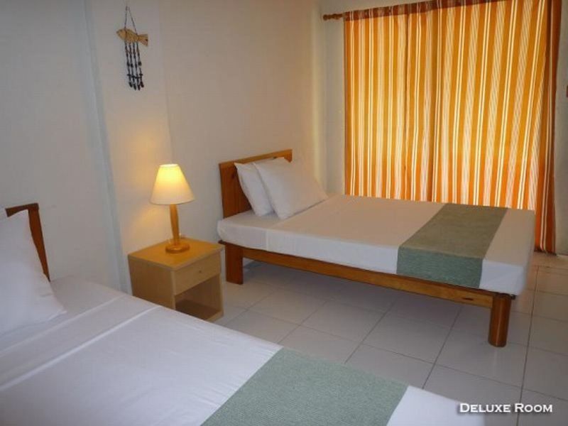 Mr Holidays Hotel Balabag  Luaran gambar