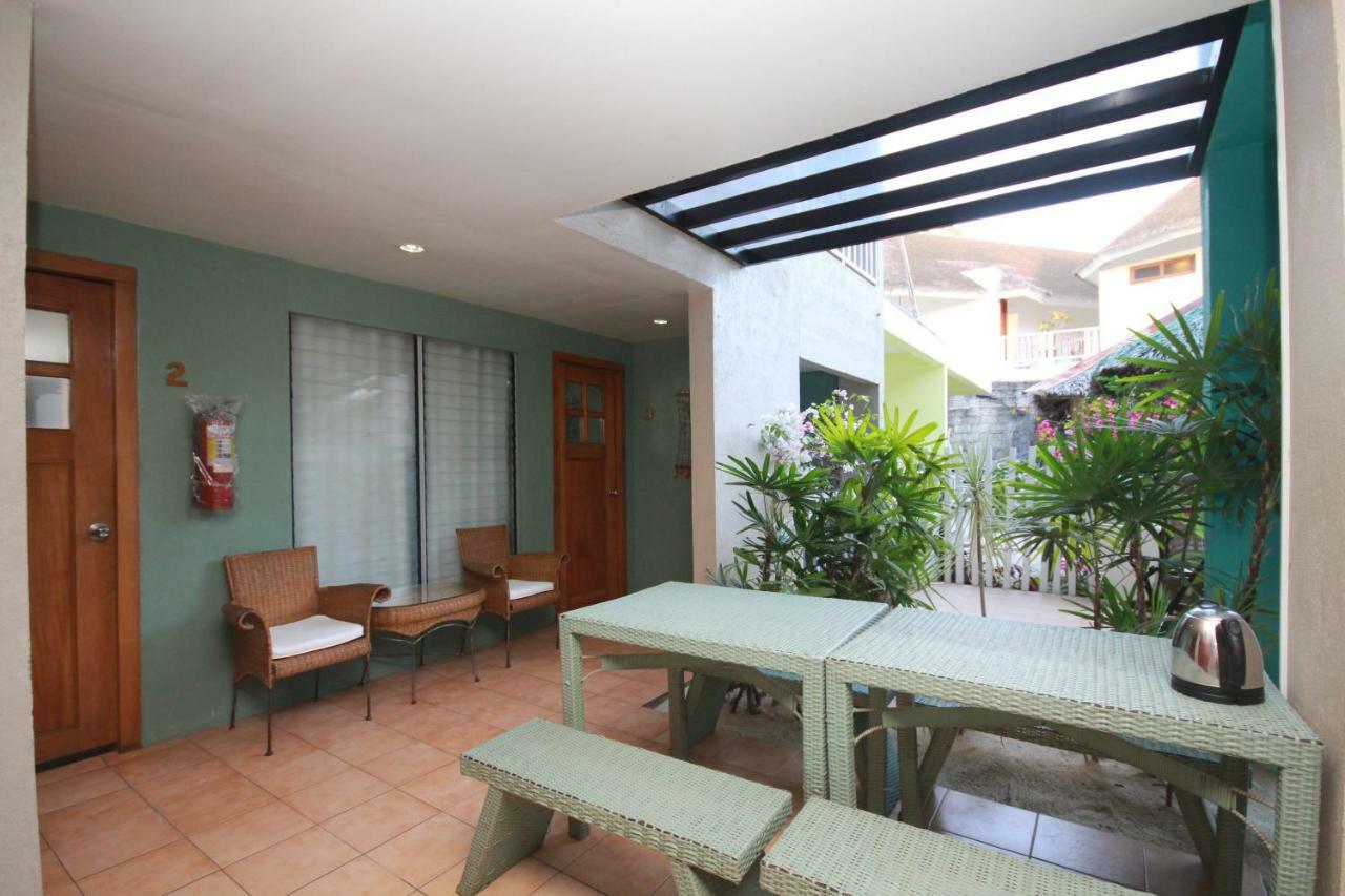 Mr Holidays Hotel Balabag  Luaran gambar